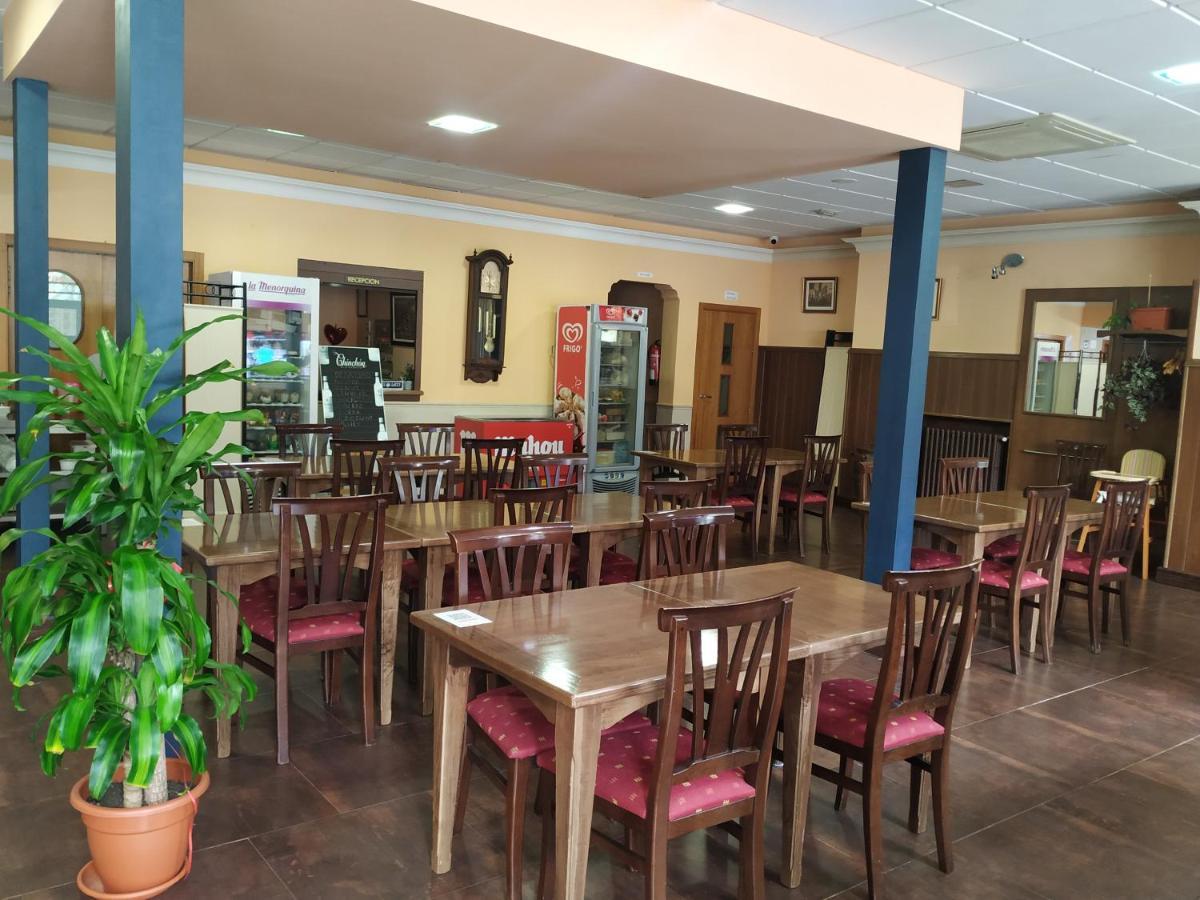 Hostal Agripino Y Restaurante Asiatico Мора Экстерьер фото