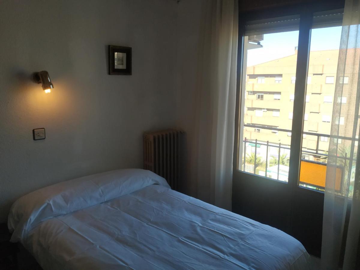Hostal Agripino Y Restaurante Asiatico Мора Экстерьер фото