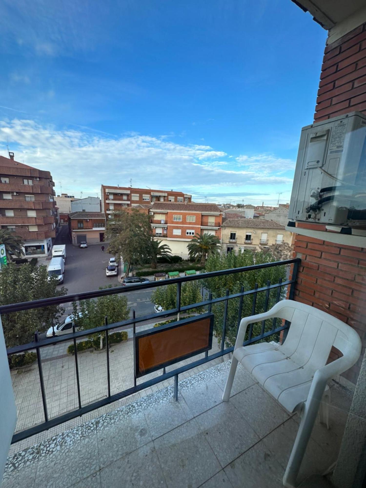 Hostal Agripino Y Restaurante Asiatico Мора Экстерьер фото